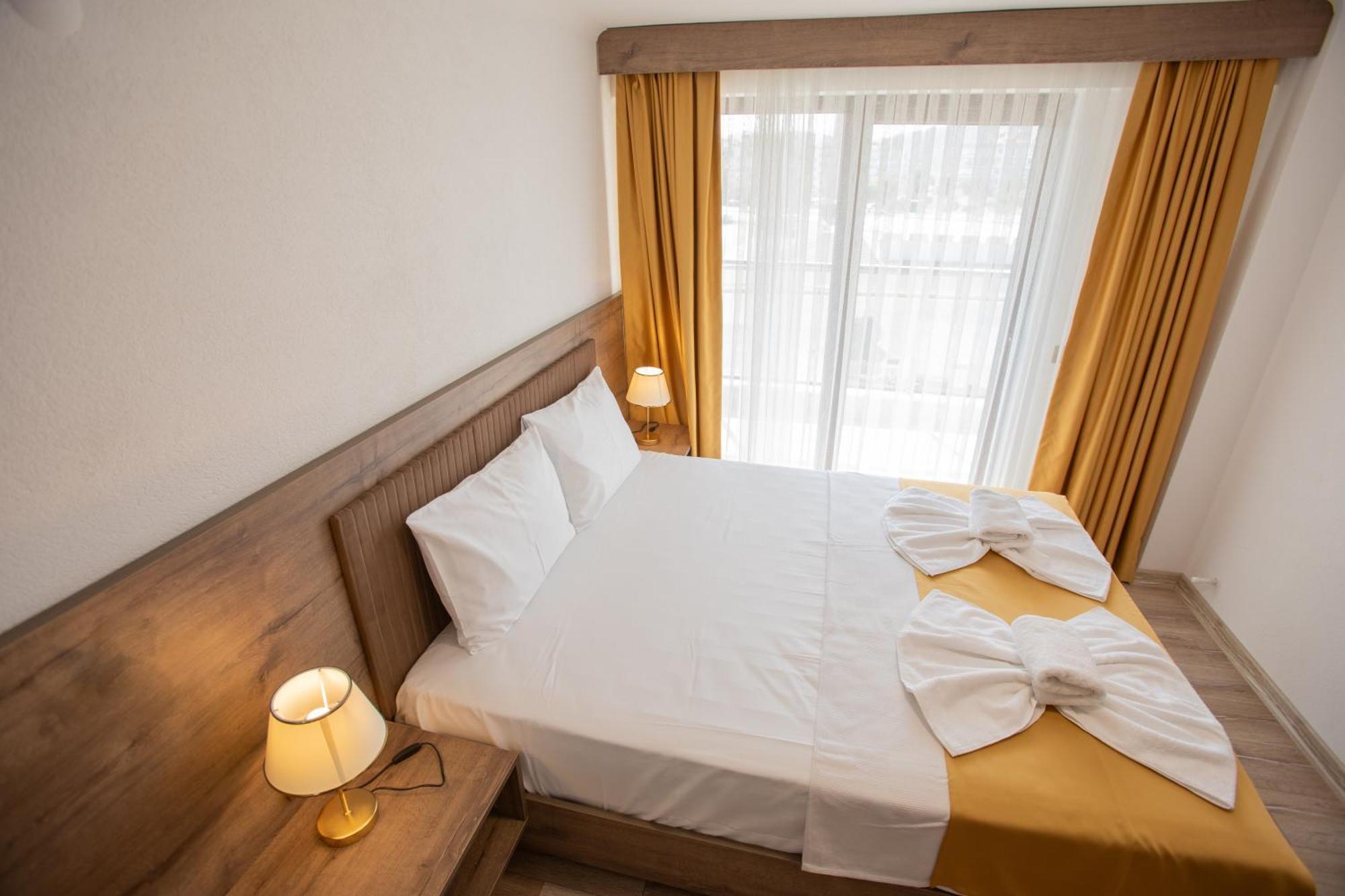 E87 Highway Otel Ören Eksteriør billede