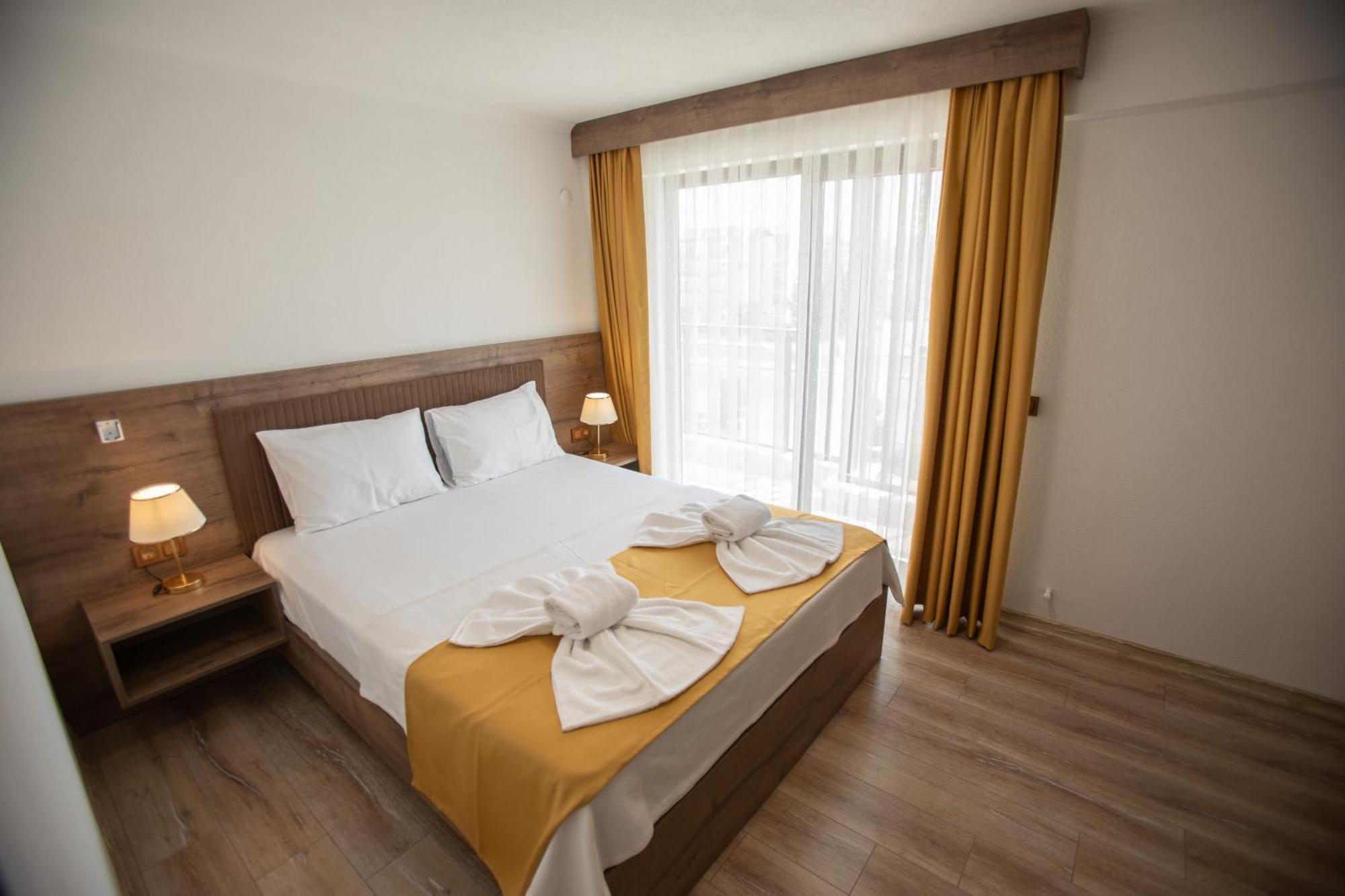 E87 Highway Otel Ören Eksteriør billede