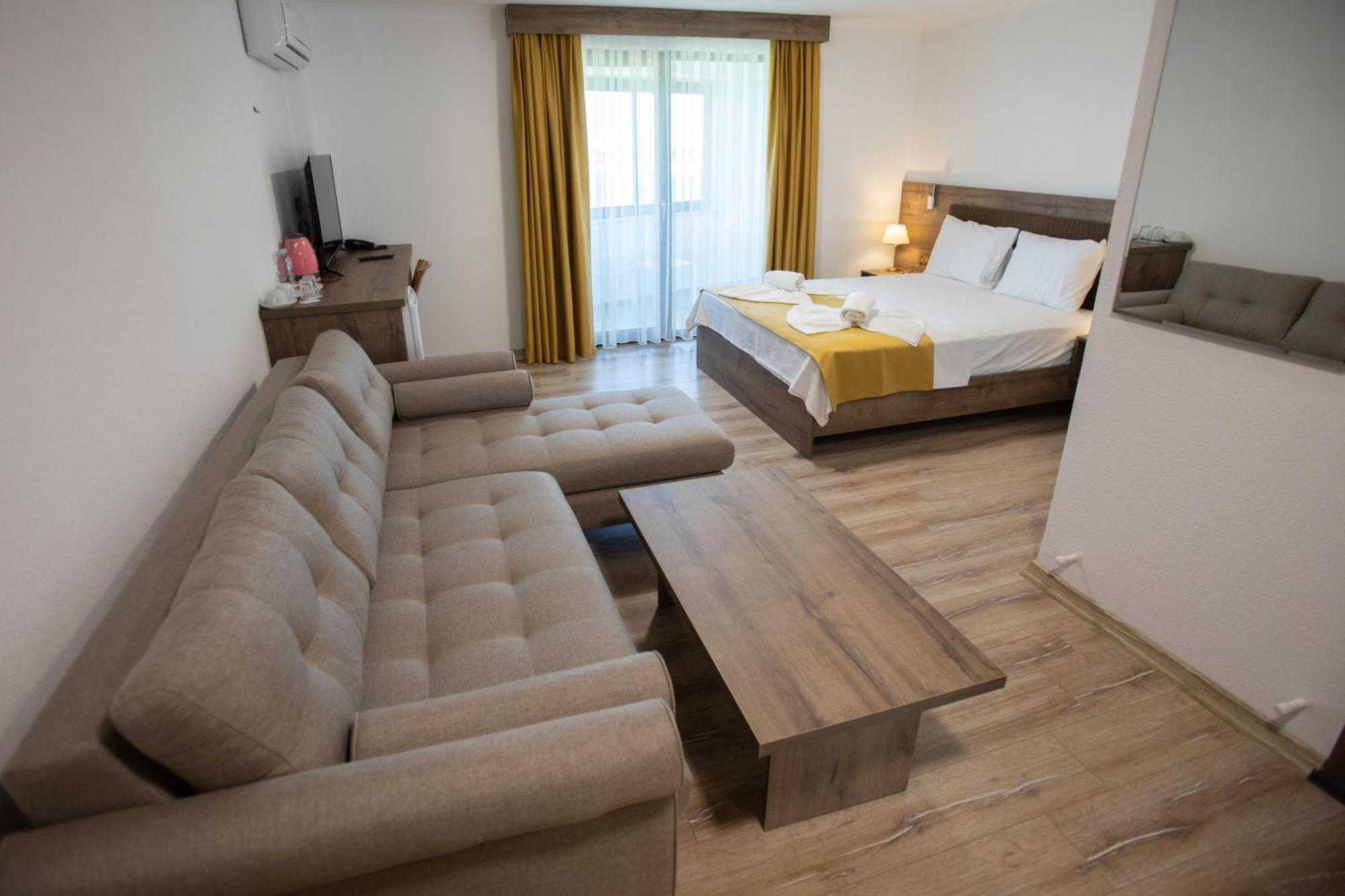 E87 Highway Otel Ören Eksteriør billede